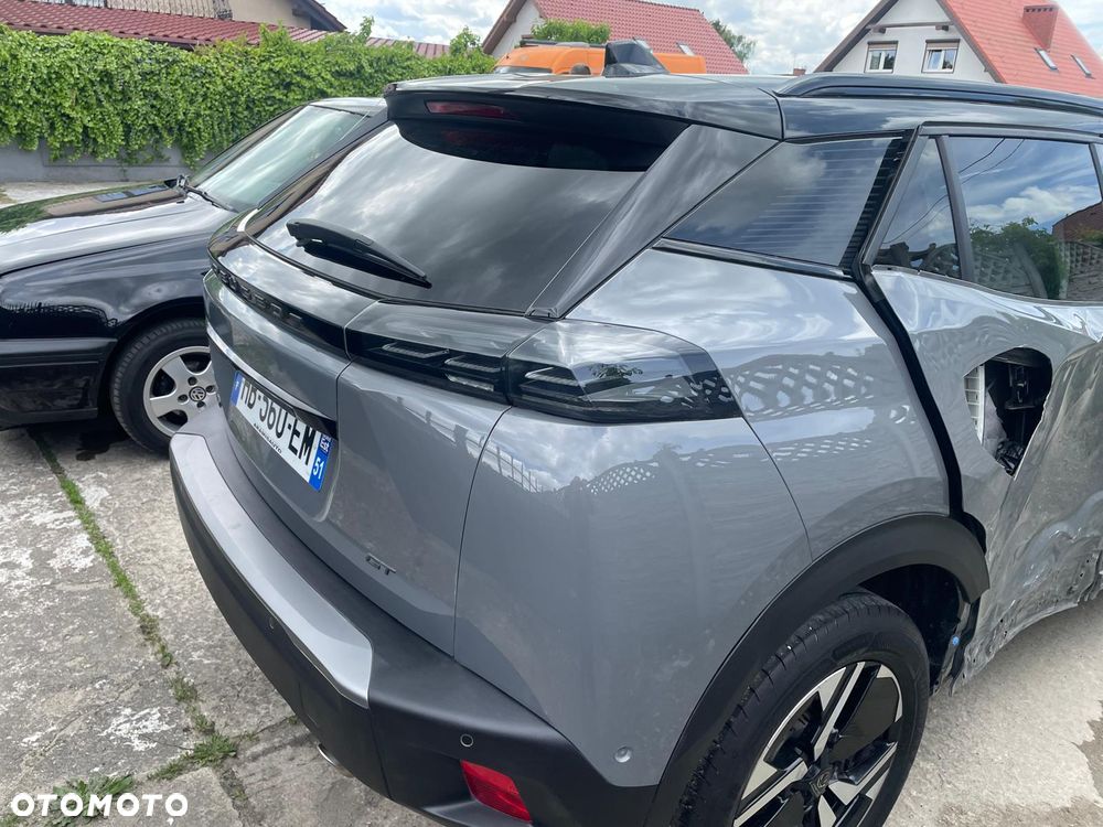 Peugeot 2008 1.5 BlueHDi GT S&S EAT8 - 3