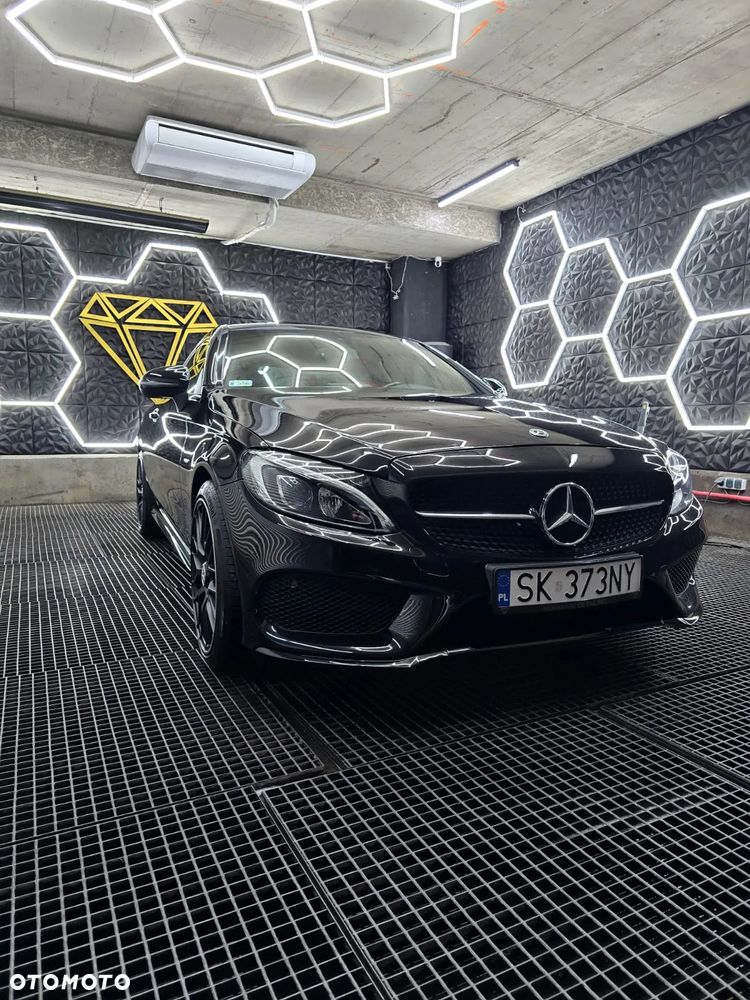 Mercedes-Benz Klasa C 300 Coupe 9G-TRONIC Night Edition - 14