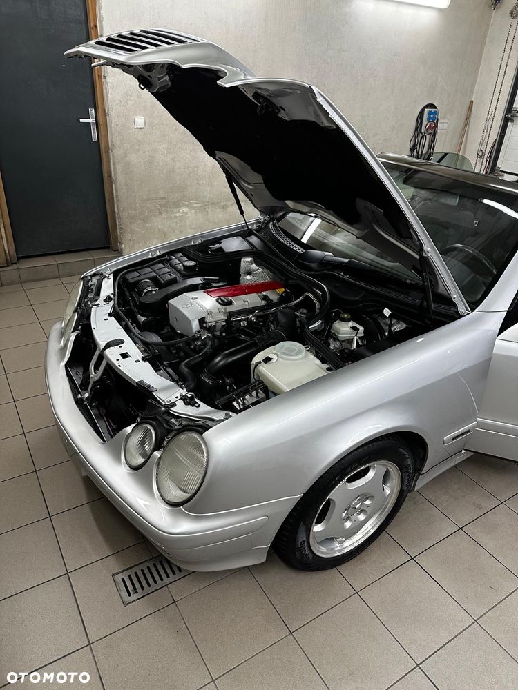 Mercedes-Benz CLK - 29