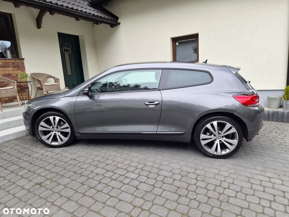 Volkswagen Scirocco 2.0 TDI DSG - 34