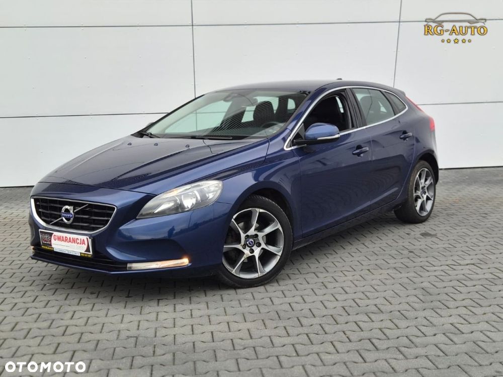 Volvo V40 - 16