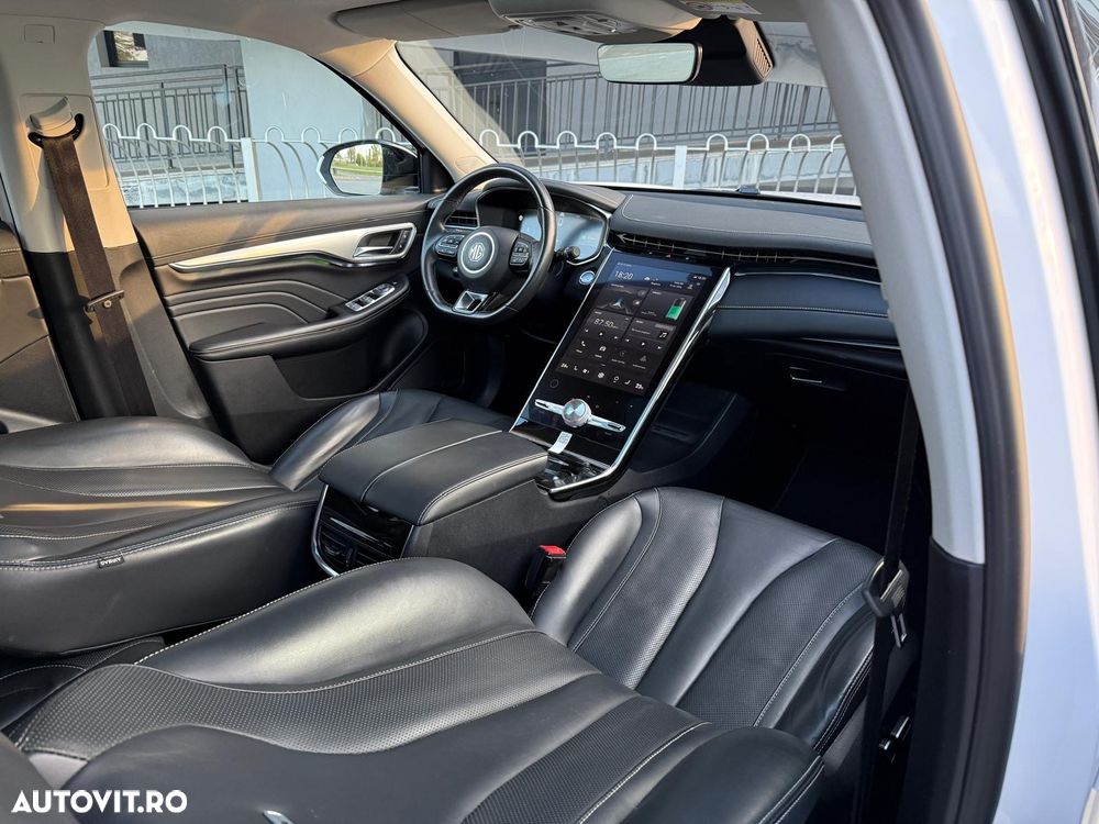 MG Marvel R Luxury - 11