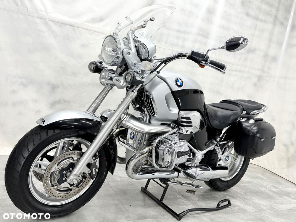 BMW R - 1
