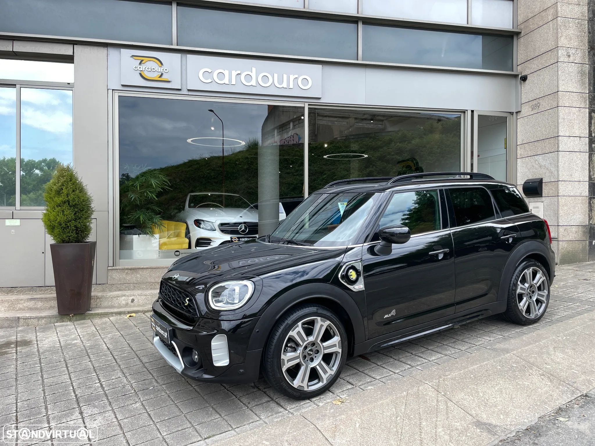 MINI Countryman Cooper SE ALL4 Auto - 1