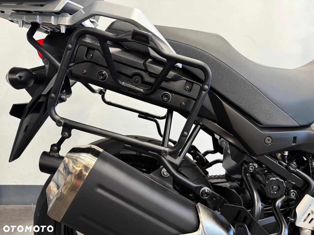 Suzuki V-STROM - 35