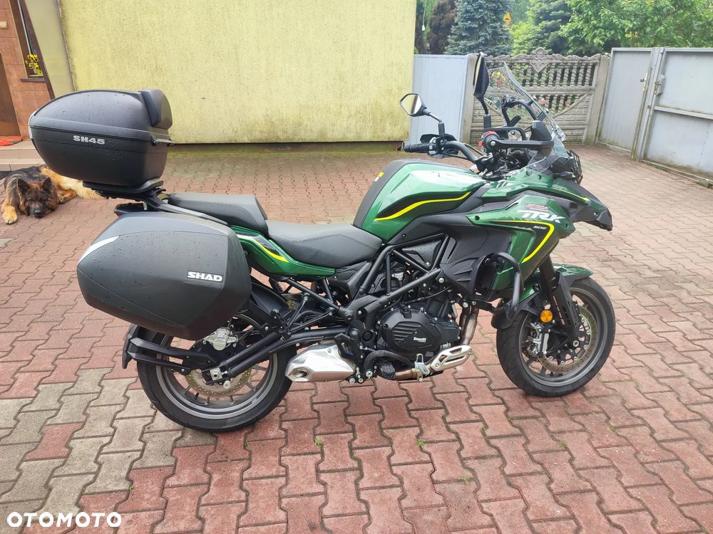Benelli TRK 502 - 4