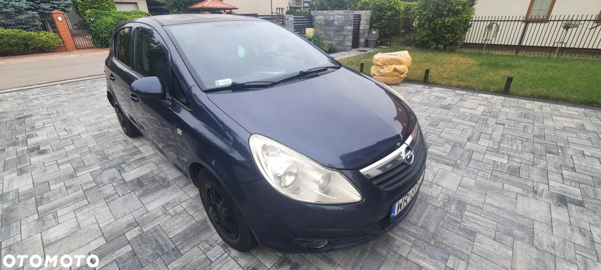 Opel Corsa 1.2 16V Enjoy - 10