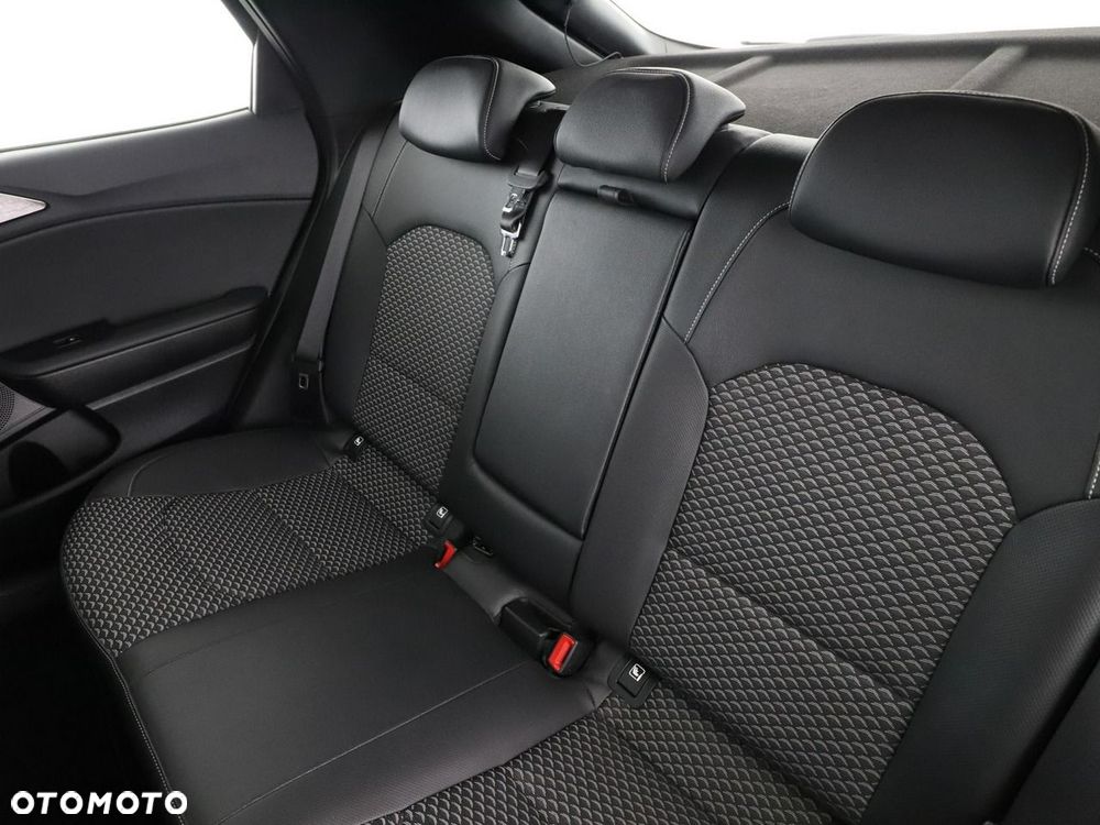 Kia XCeed 1.5 T-GDI OPF JBL Sound Edition - 18