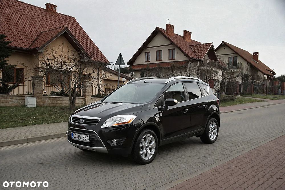 Ford Kuga 2.0 TDCi 2x4 Titanium - 3