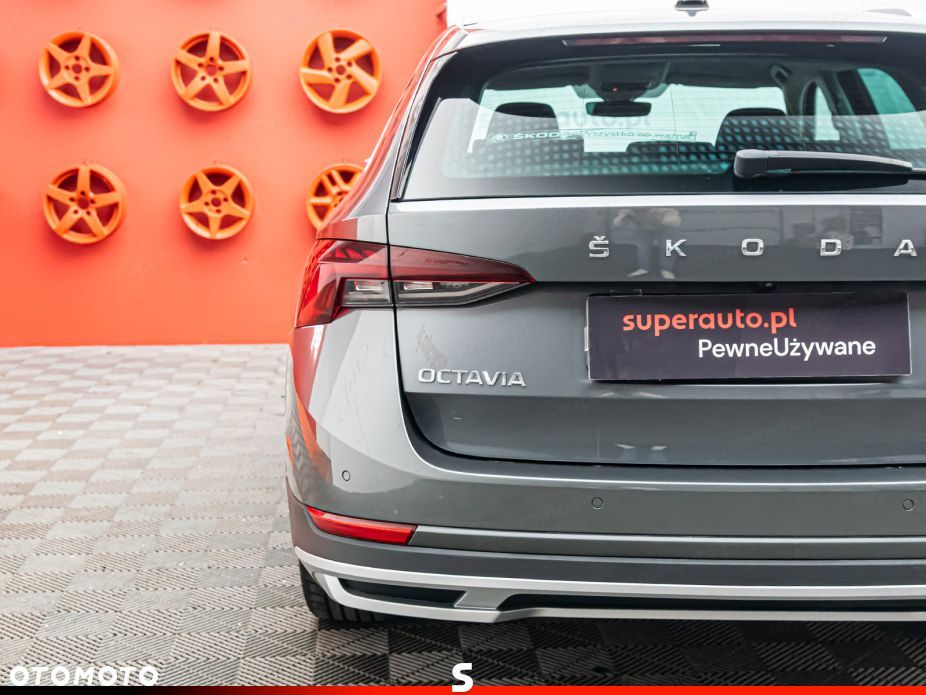 Skoda Octavia 2.0 TDI 4x4 Scout DSG - 25