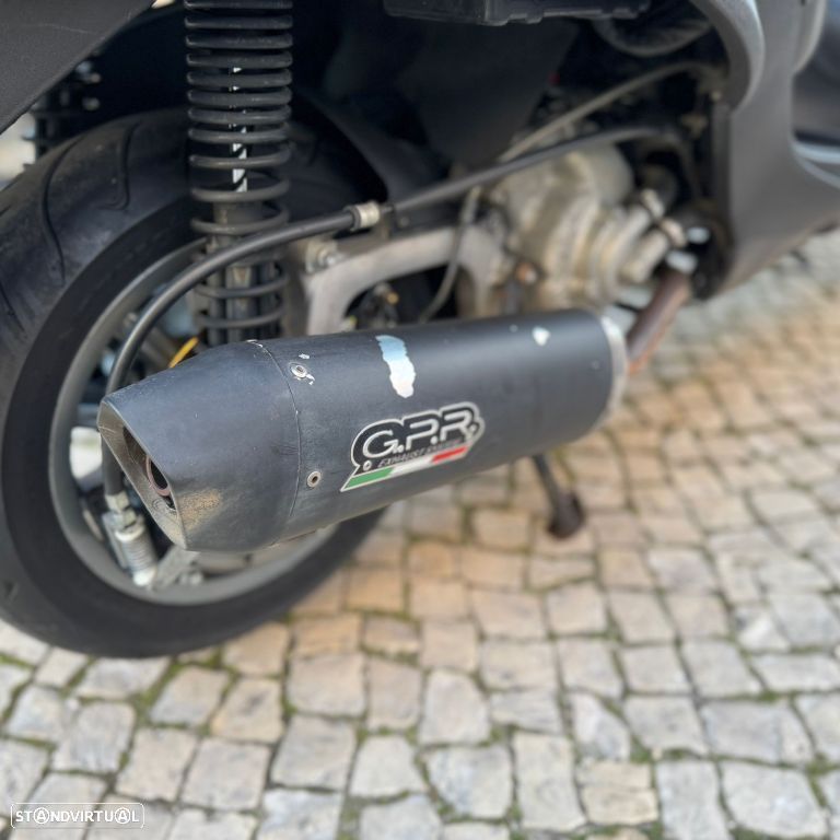 Piaggio MP3 250 - 20