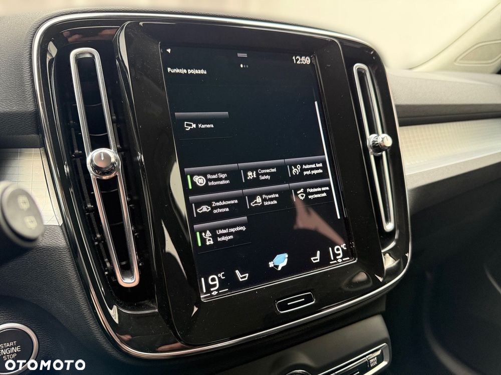 Volvo XC 40 2021