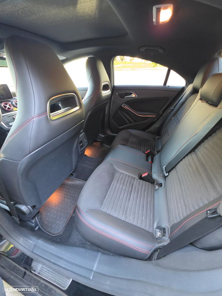 Mercedes-Benz CLA 45 AMG 4Matic 7G-DCT - 13