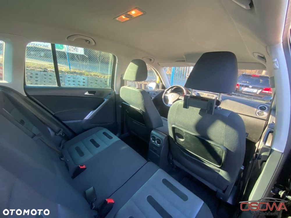 Volkswagen Tiguan - 24