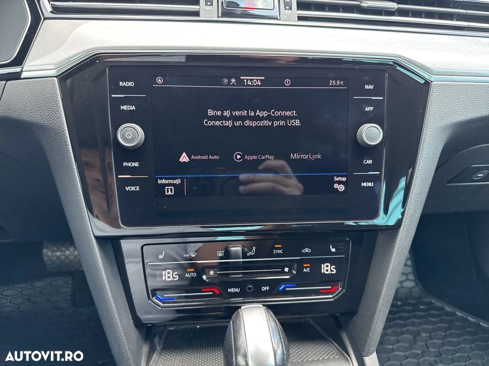 VOLKSWAGEN Passat 2021 — imagine 23