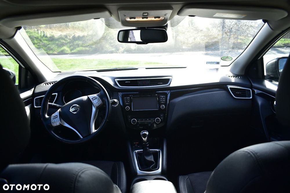 Nissan Qashqai 1.6 DCi 4x4 Tekna - 3