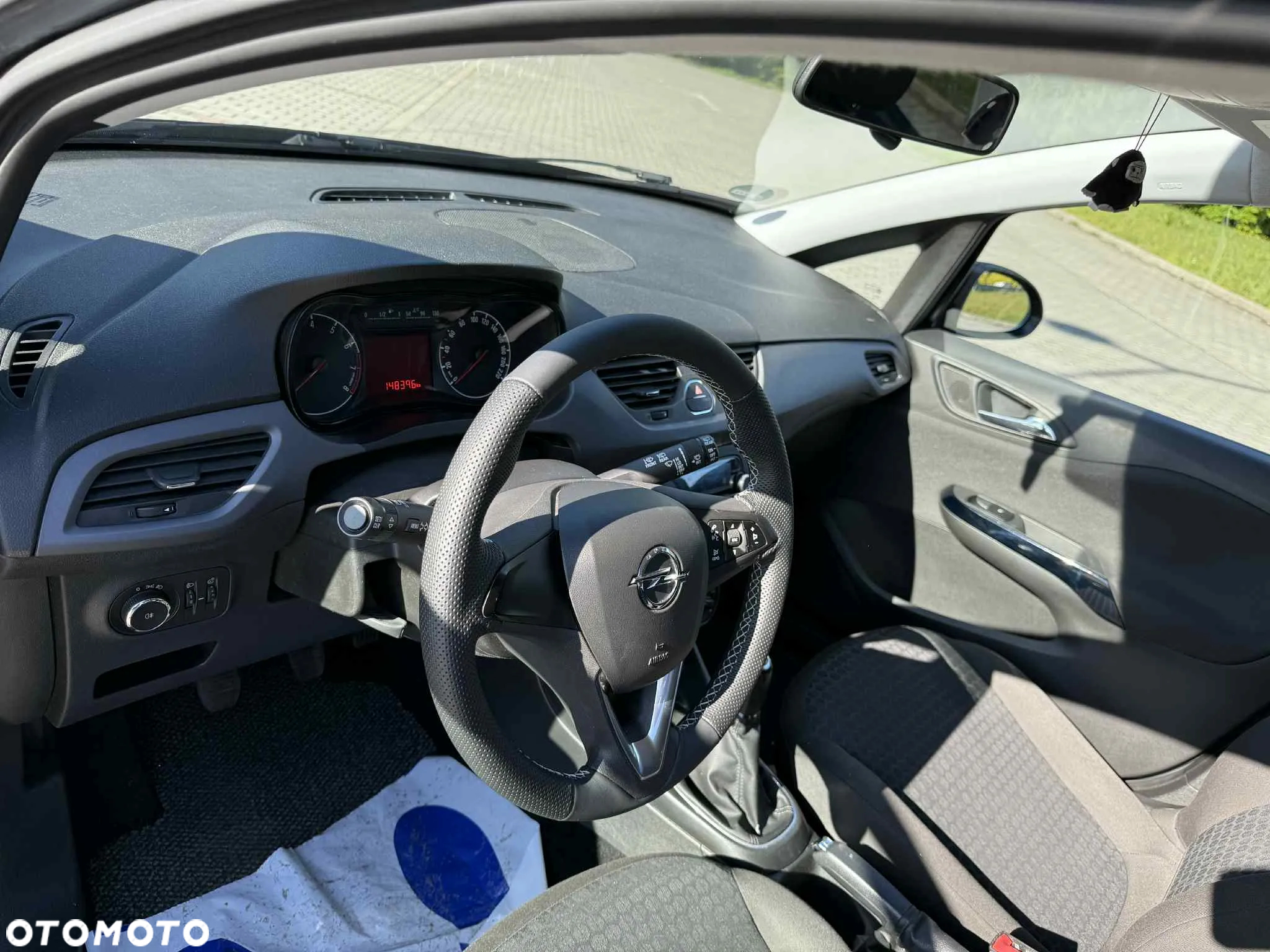 Opel Corsa 1.2 16V Energy - 9