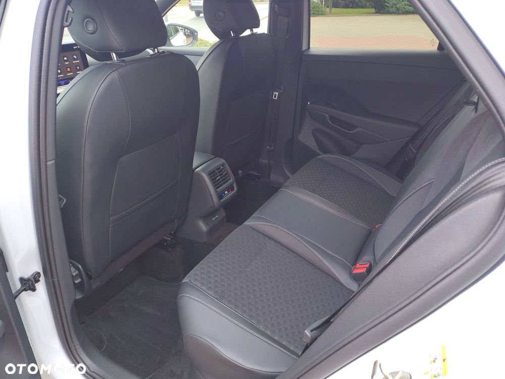 Volkswagen T-Roc 1.5 eTSI R-Line DSG - 19