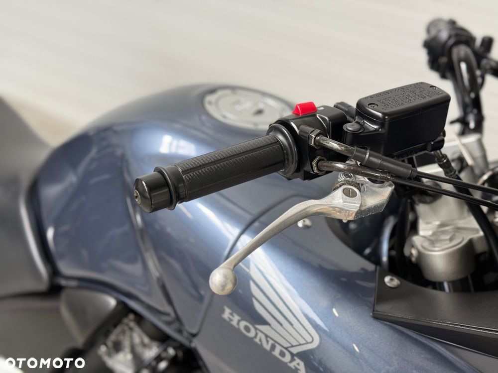 Honda CBF - 12