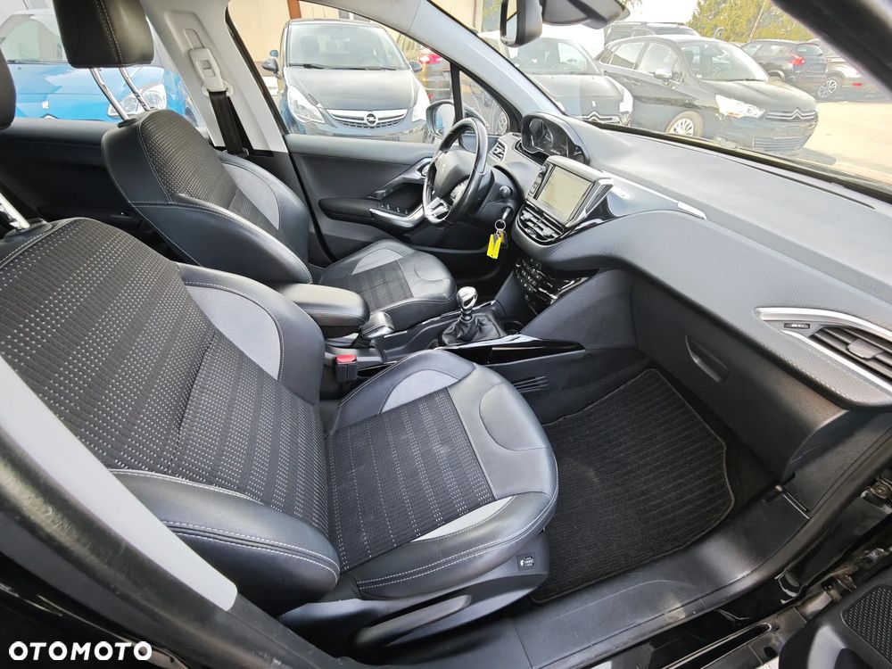 Peugeot 2008 BlueHDi FAP 120 STOP & START Crossway - 20