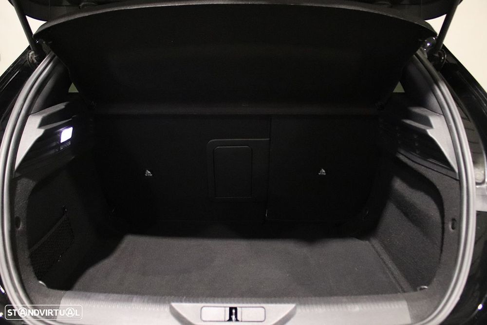 Peugeot 308 1.2 PureTech Allure Pack EAT8 - 21