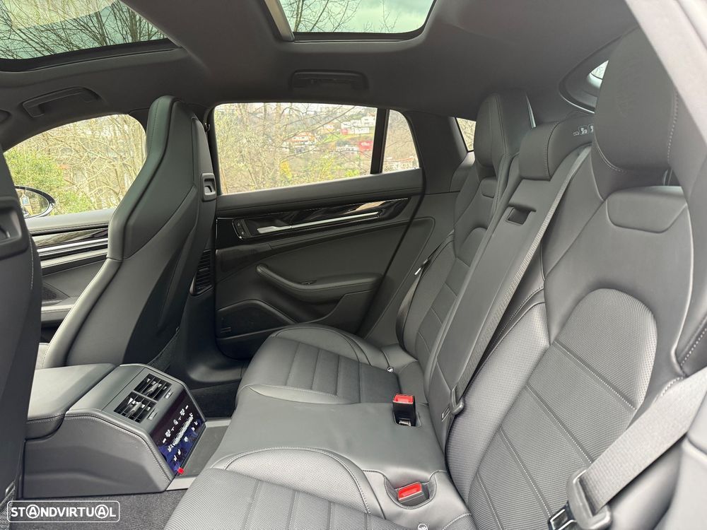 Porsche Panamera - 10