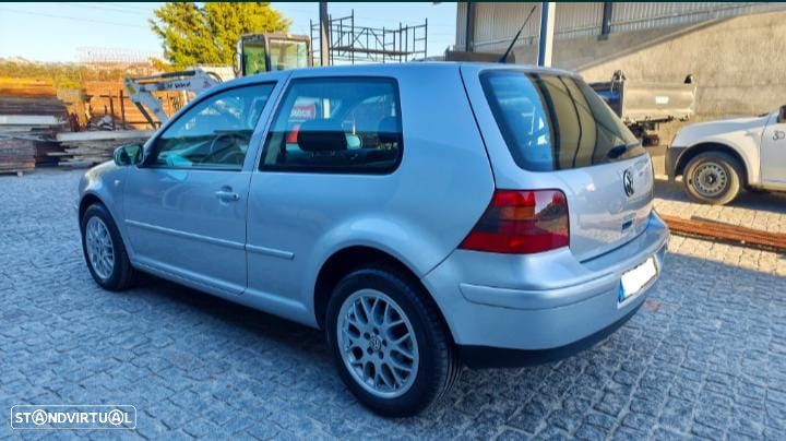 VW Golf - 1