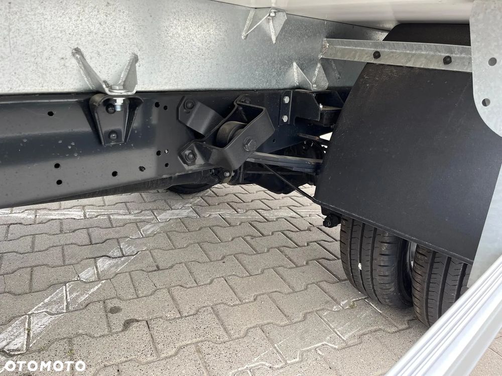 Iveco Daily / Pewny partner w biznesie ! - 18