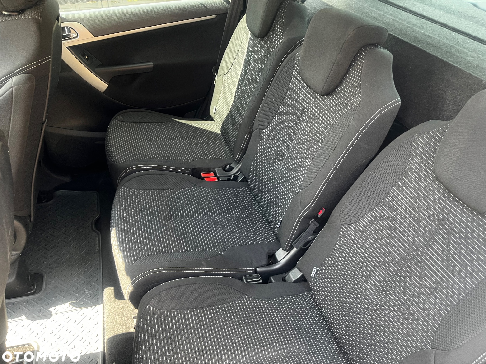 Citroën C4 Picasso 1.6 HDi FAP EGS6 Exclusive - 12
