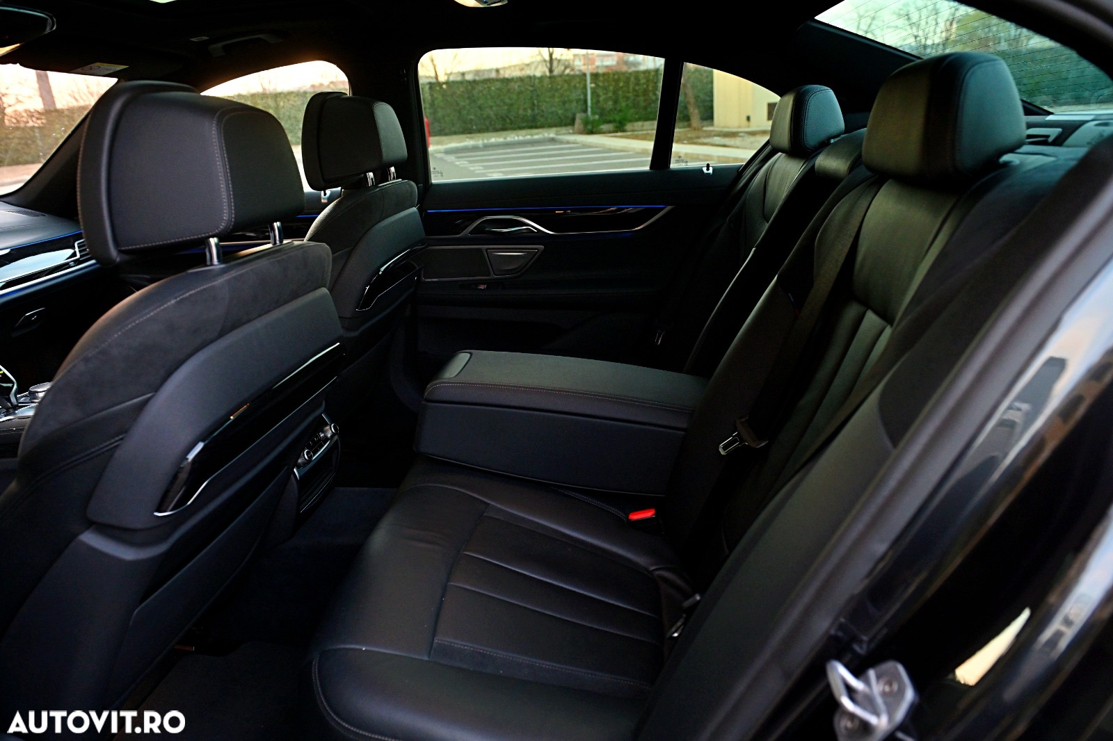BMW Seria 7 740d xDrive - 31