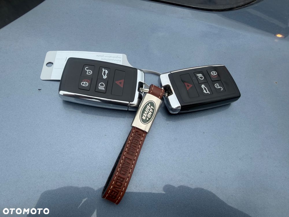 Land Rover Discovery Sport - 24