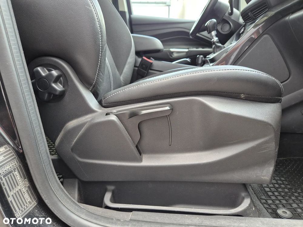 Ford Grand C-MAX Gr 2.0 TDCi Titanium ASS - 39
