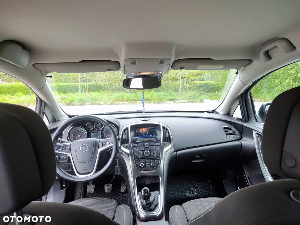 Opel Astra 1.4 T Cosmo - 5