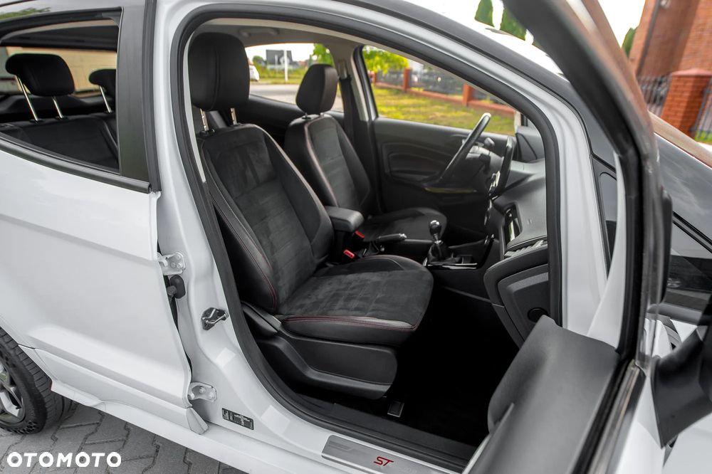 Ford EcoSport 1.5 EcoBlue Allrad ST-LINE - 23
