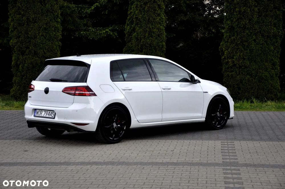 Volkswagen Golf 2.0 TSI BMT GTI - 27