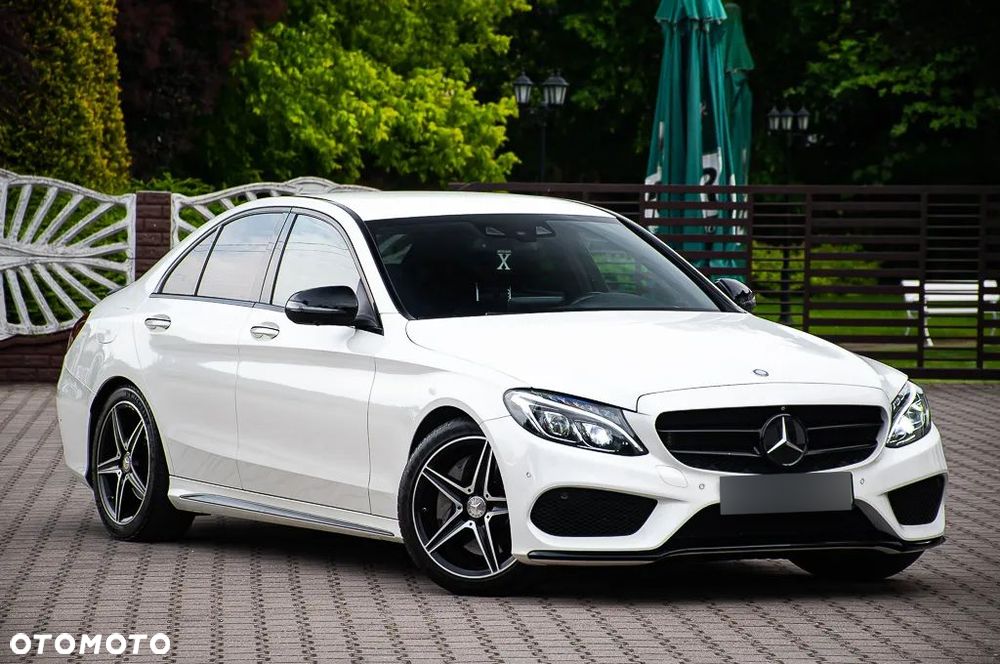 Mercedes-Benz Klasa C 400 4Matic 7G-TRONIC AMG Line - 9
