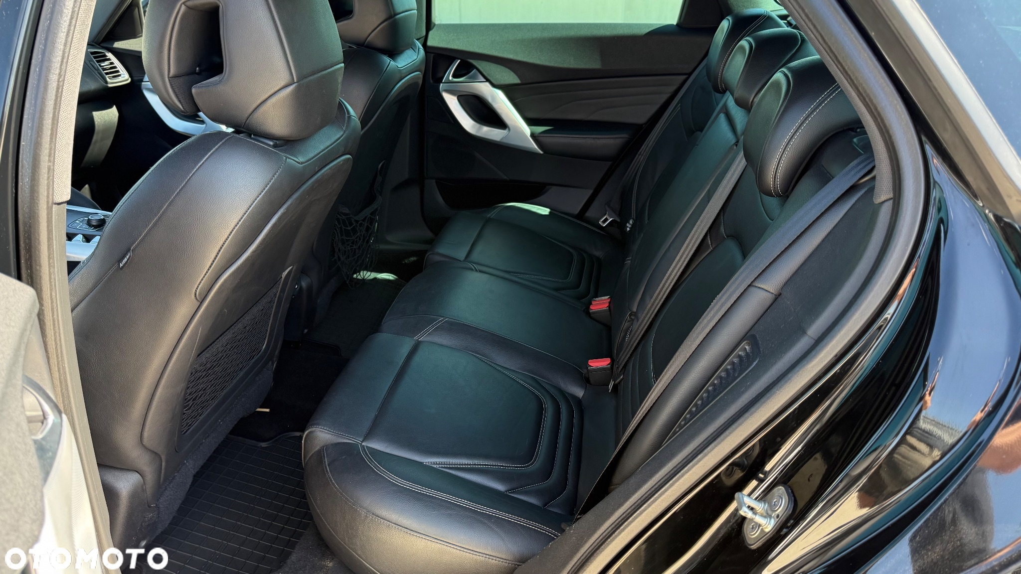 Citroën DS5 Hybrid4 EGS6 SportChic - 18