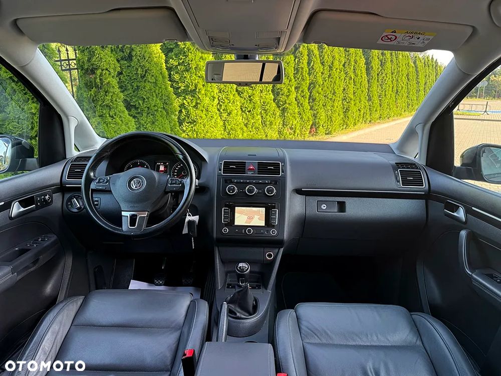 Volkswagen Touran 1.6 TDI DPF Highline - 30