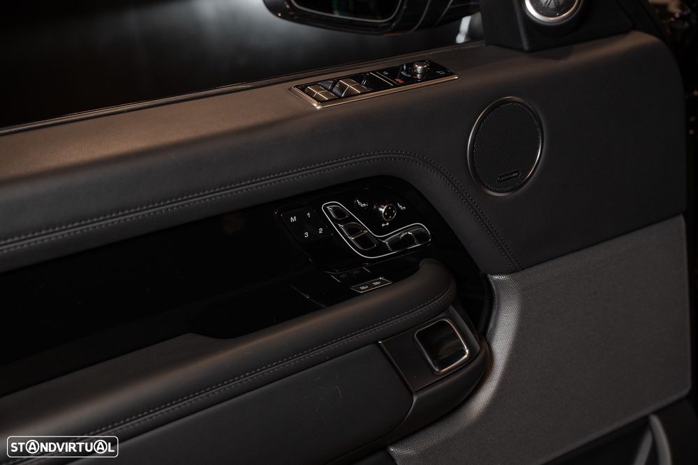 Land Rover Range Rover - 17