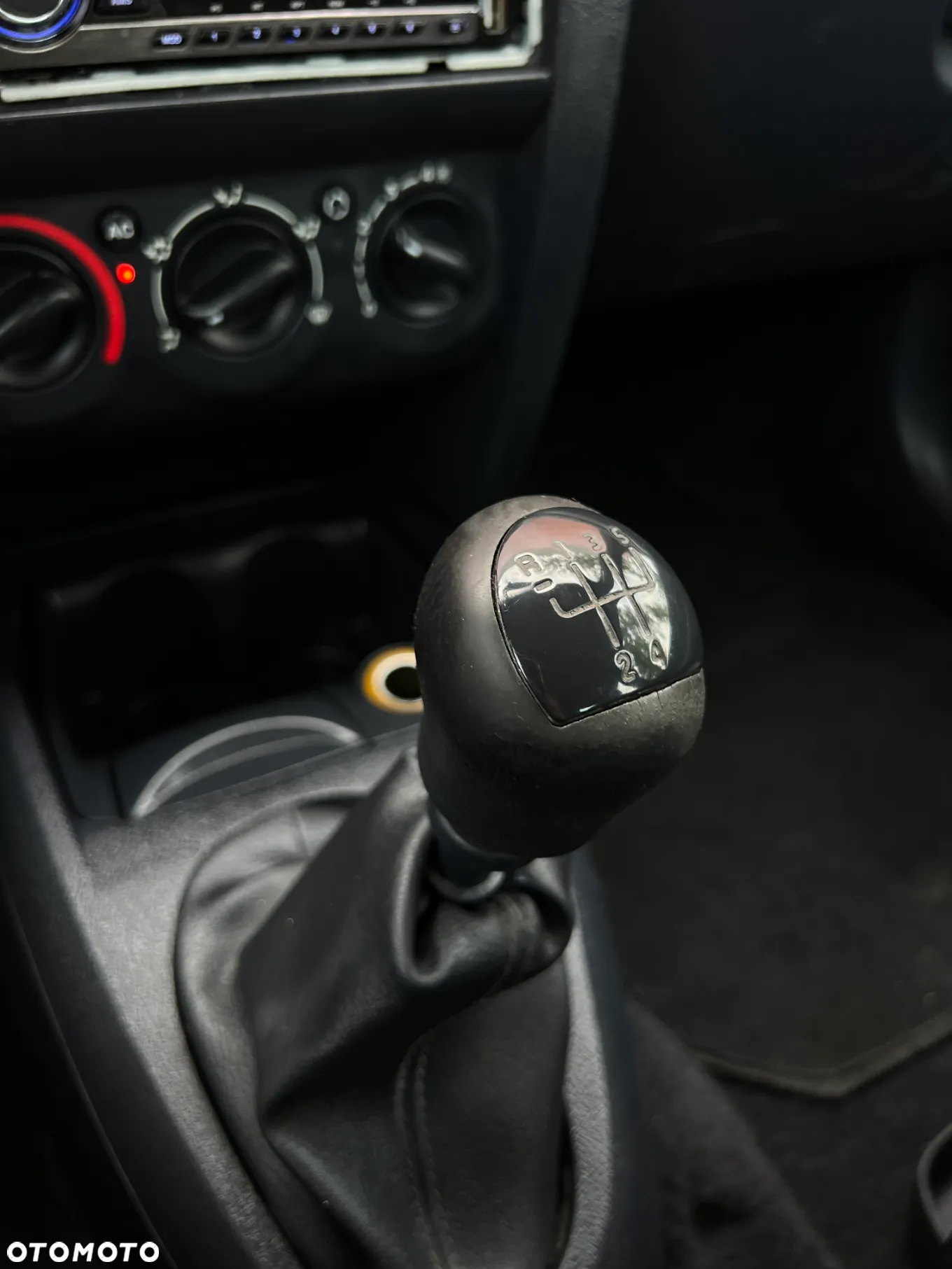 Renault Clio - 18