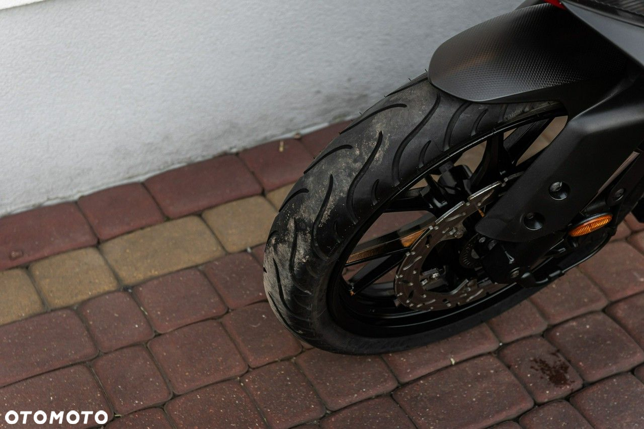 Yamaha YZF - 7