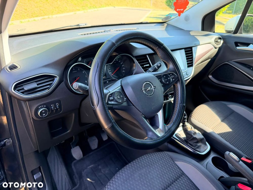 Opel Crossland X - 17