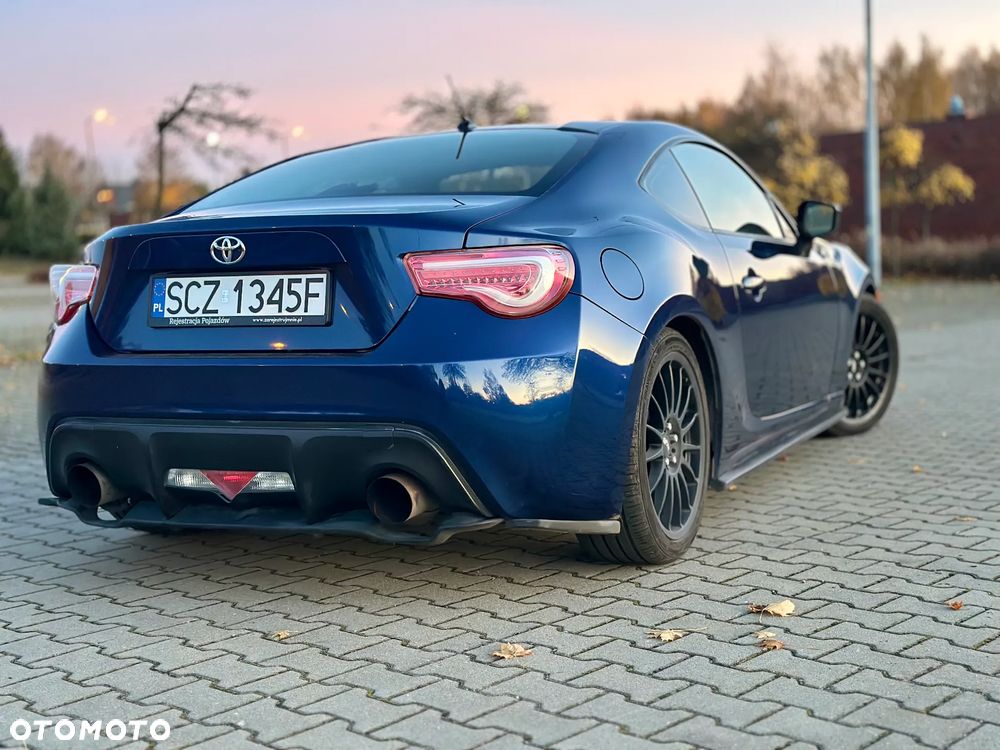 Toyota GT86 2.0 Premium - 3