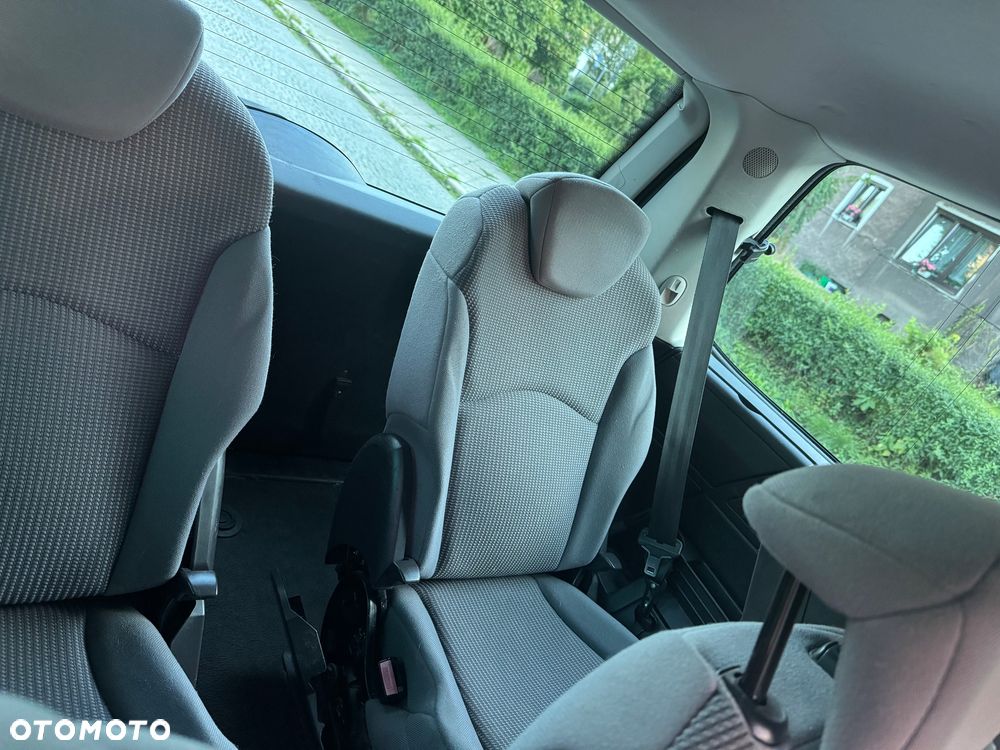 Peugeot 807 140 Premium - 19