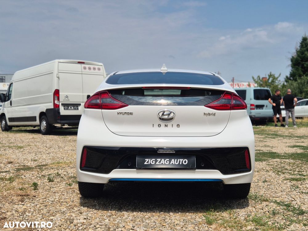 Hyundai IONIQ Hybrid 141CP Highway - 10