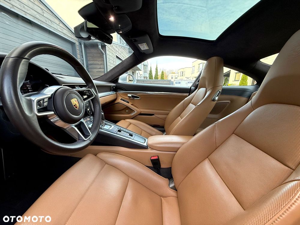 Porsche 911 Coupe [991] 15-19 - 18