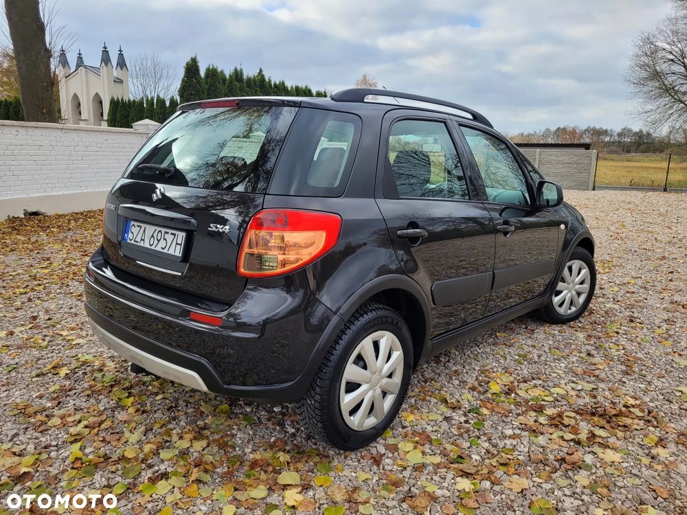 Suzuki SX4 1.5 Comfort - 32