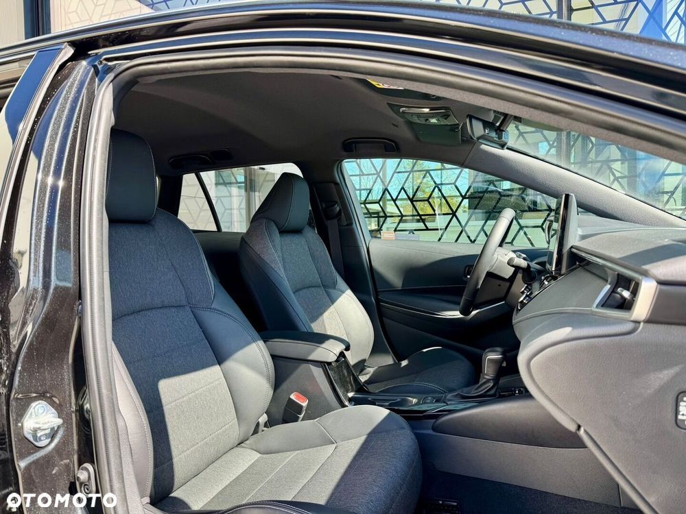 Toyota Corolla 1.8 Hybrid Style - 24