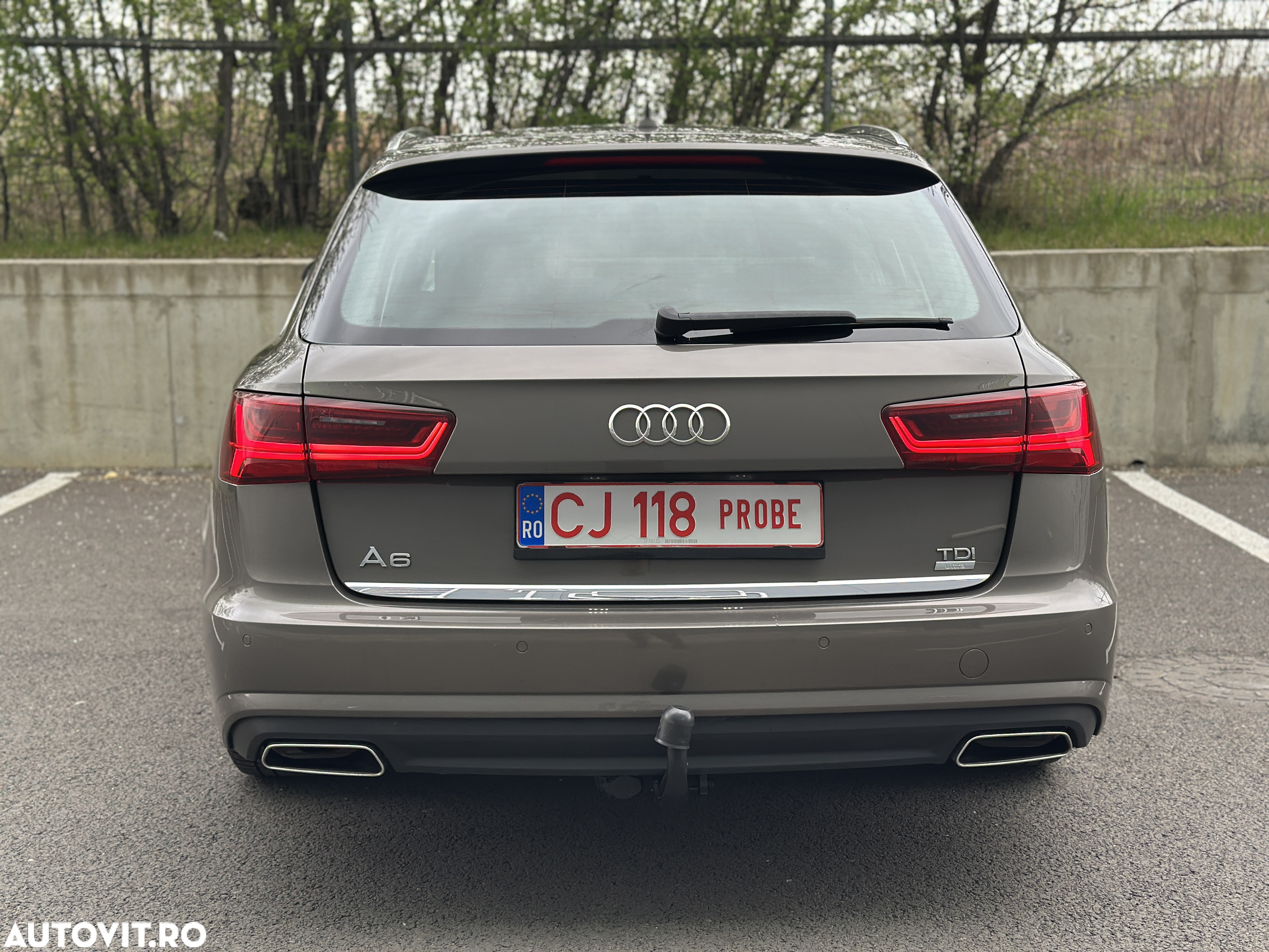 Audi A6 Avant 2.0 TDI Ultra S tronic - 16