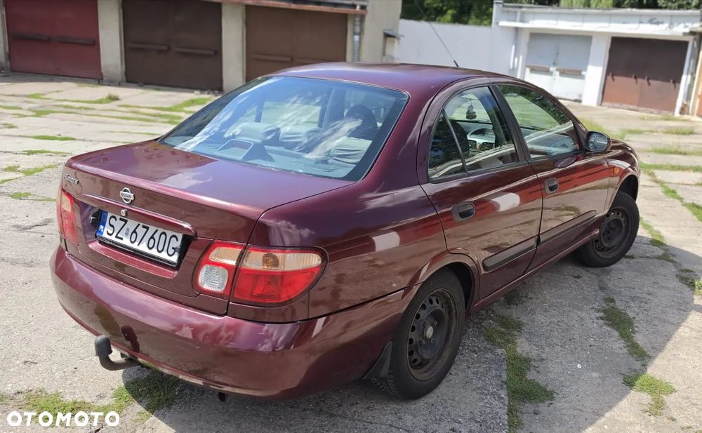 Nissan Almera 1.5 dCi Visia - 2
